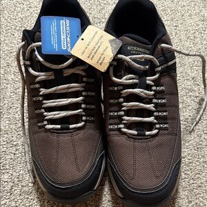 Skechers Men's Black and Brown Sneakers new 13